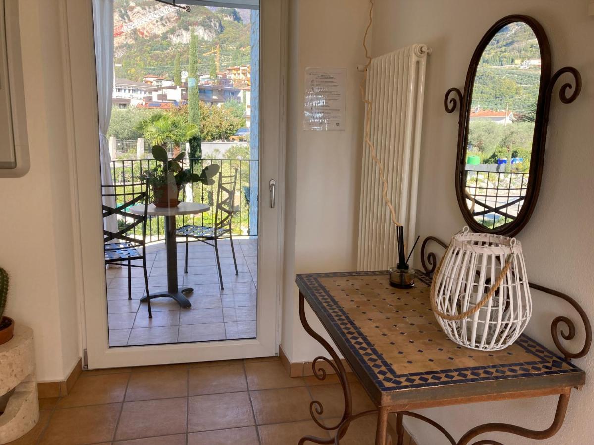 Residenza Le Due Torri Aparthotel Riva del Garda Bagian luar foto